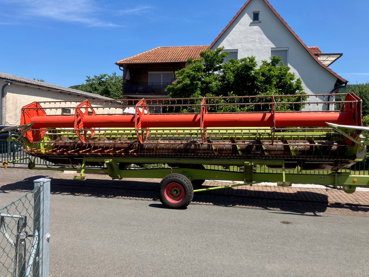 Claas Lexion 480 Terra Trac - Moissonneuse-batteuse: photos 5 Claas Lexion 480 Terra Trac - Moissonneuse-batteuse: photos 5