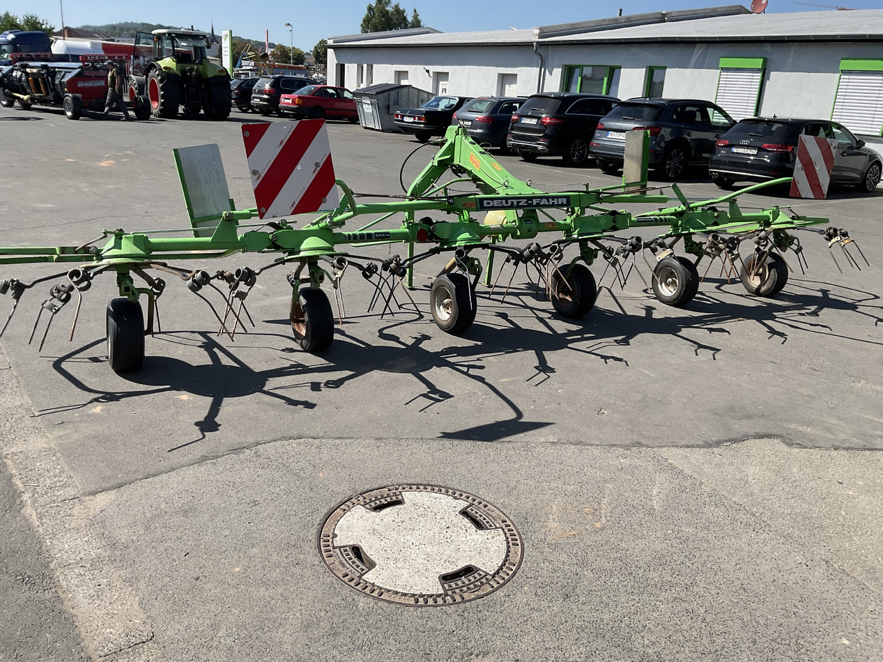 Deutz-Fahr KH 2.64 Heuwender - Faneuse: photos 4 Deutz-Fahr KH 2.64 Heuwender - Faneuse: photos 4