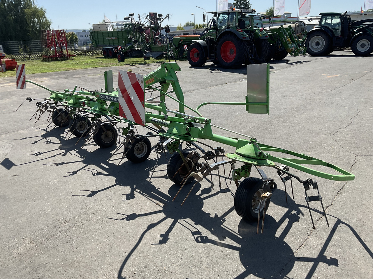 Deutz-Fahr KH 2.64 Heuwender - Faneuse: photos 1 Deutz-Fahr KH 2.64 Heuwender - Faneuse: photos 1