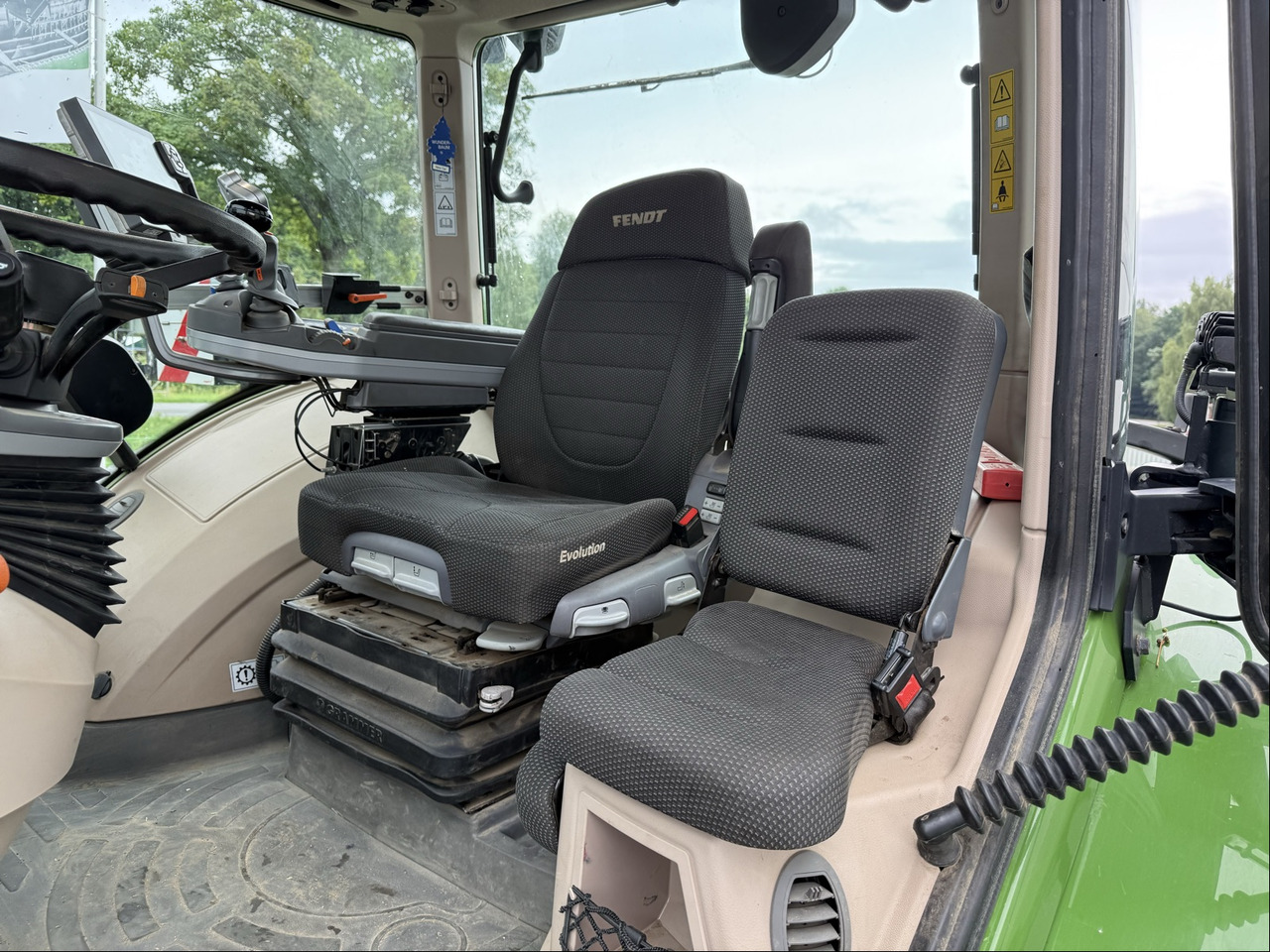 Fendt 1042 Vario Gen2 ProfiPlus - Tracteur agricole: photos 3 Fendt 1042 Vario Gen2 ProfiPlus - Tracteur agricole: photos 3