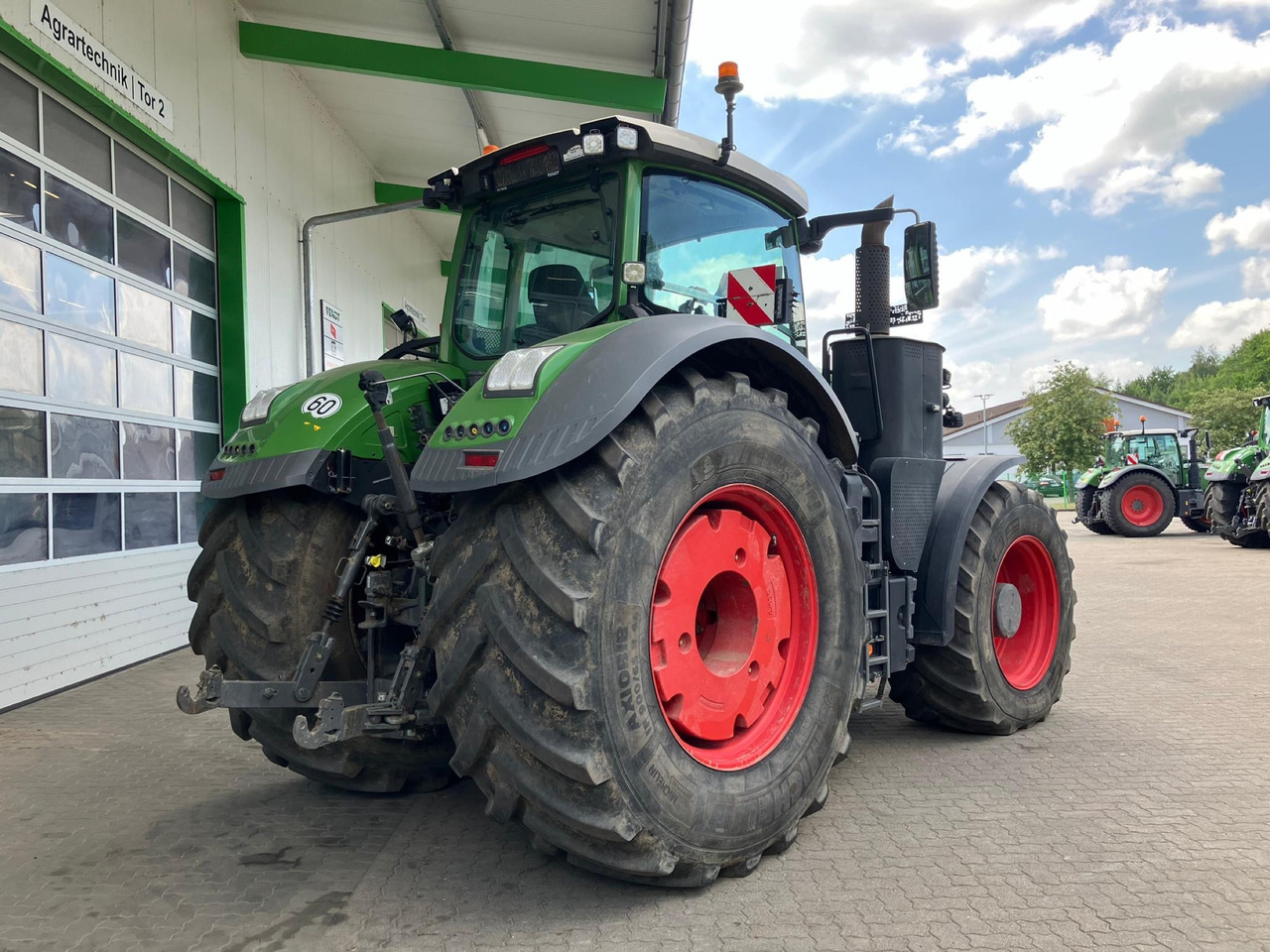 Fendt 1050 Vario Gen2 Profi Plus - Tracteur agricole: photos 5 Fendt 1050 Vario Gen2 Profi Plus - Tracteur agricole: photos 5