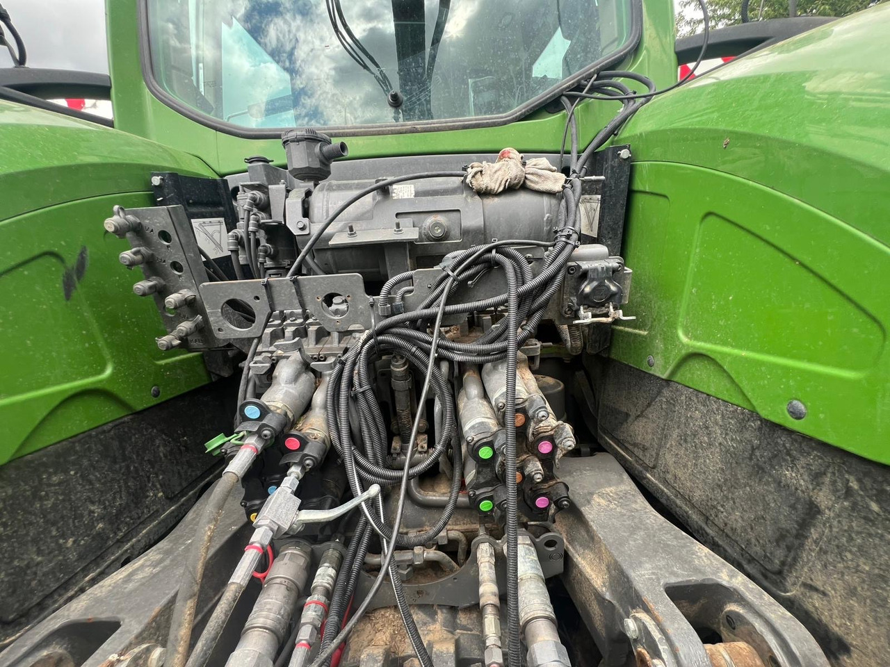Fendt 1050 Vario Gen3 ProfiPlus - Tracteur agricole: photos 1 Fendt 1050 Vario Gen3 ProfiPlus - Tracteur agricole: photos 1