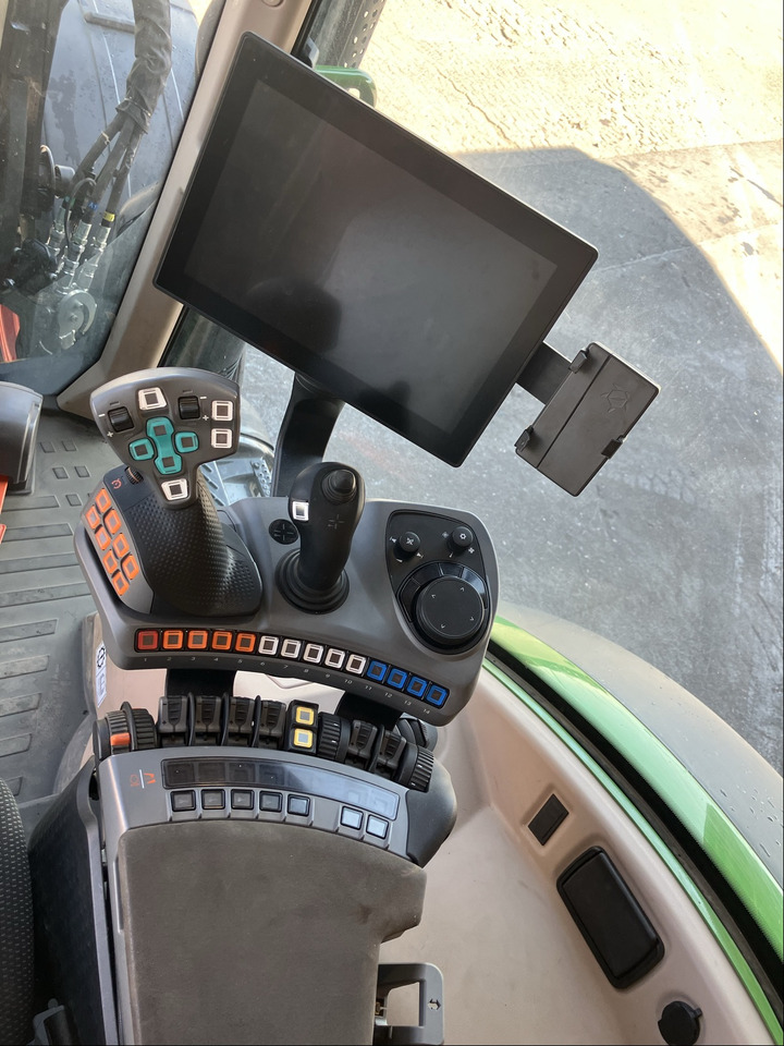 Fendt 514 Vario Gen3 Profi Setting2 - Tracteur agricole: photos 2 Fendt 514 Vario Gen3 Profi Setting2 - Tracteur agricole: photos 2