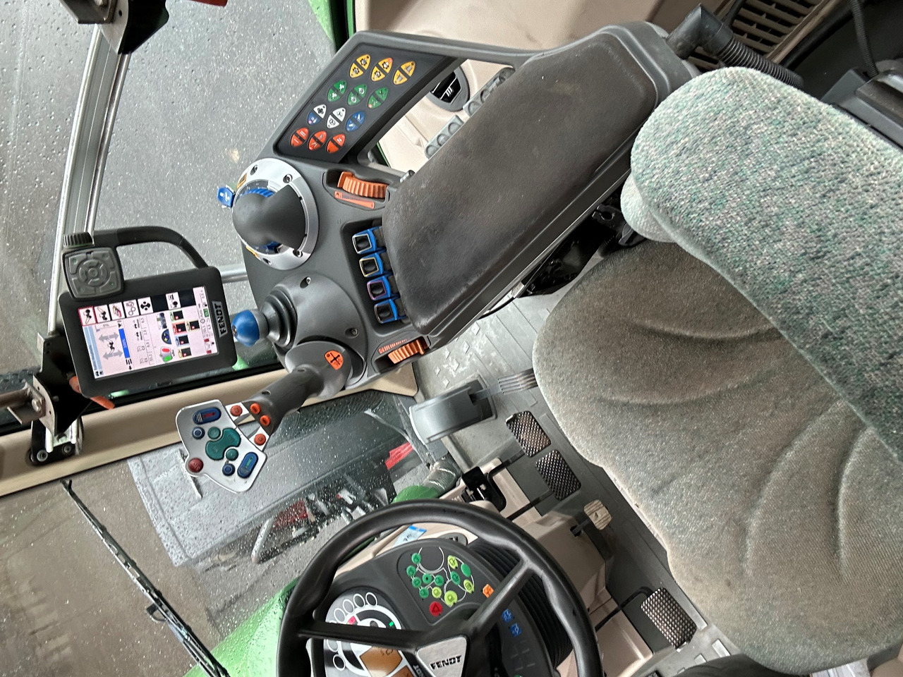 Fendt 714 Vario SCR Profi - Tracteur agricole: photos 4 Fendt 714 Vario SCR Profi - Tracteur agricole: photos 4