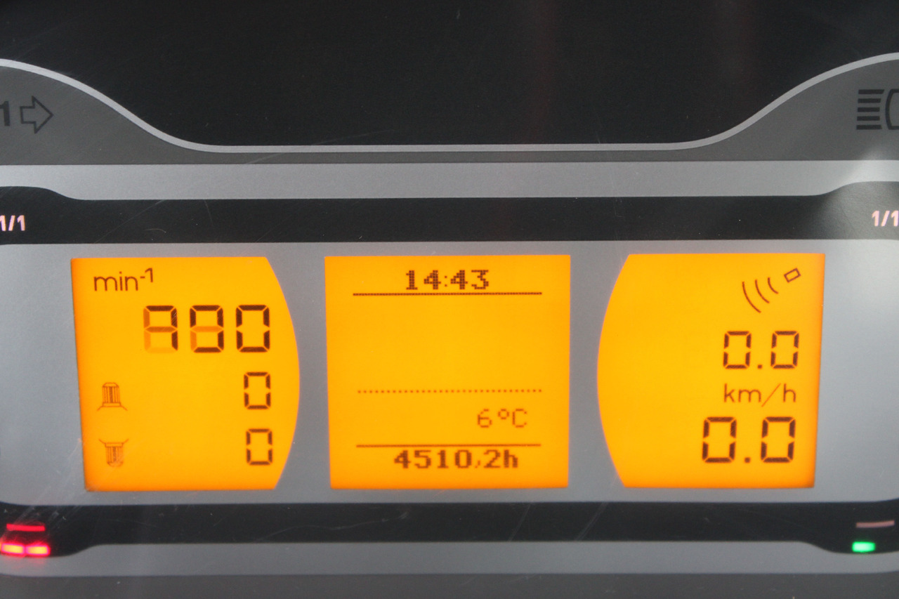 Fendt 718 Vario S4 ProfiPlus - Tracteur agricole: photos 3 Fendt 718 Vario S4 ProfiPlus - Tracteur agricole: photos 3