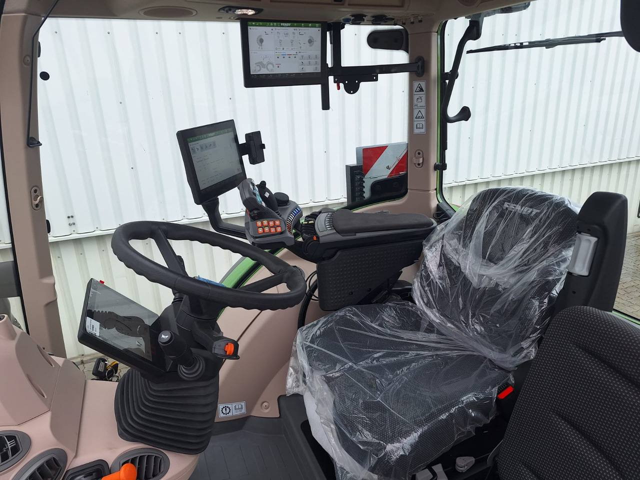 Tracteur agricole Fendt 724 Vario Gen6 Profi  Setting2: photos 6