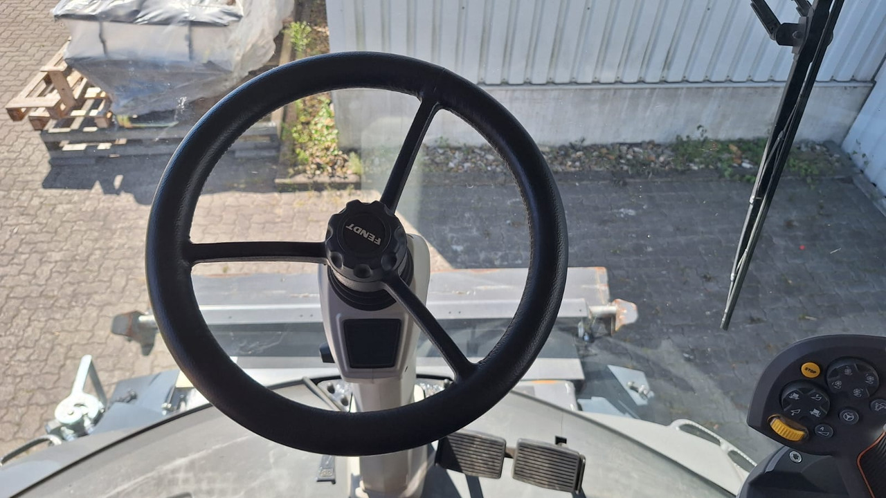 Fendt IDEAL 9 T - Moissonneuse-batteuse: photos 5 Fendt IDEAL 9 T - Moissonneuse-batteuse: photos 5