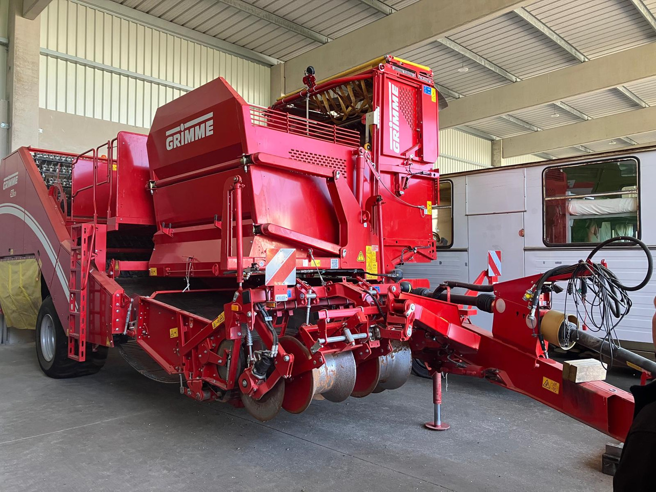 Grimme Kartoffelroder SE 260 - Matériel de récolte: photos 1 Grimme Kartoffelroder SE 260 - Matériel de récolte: photos 1