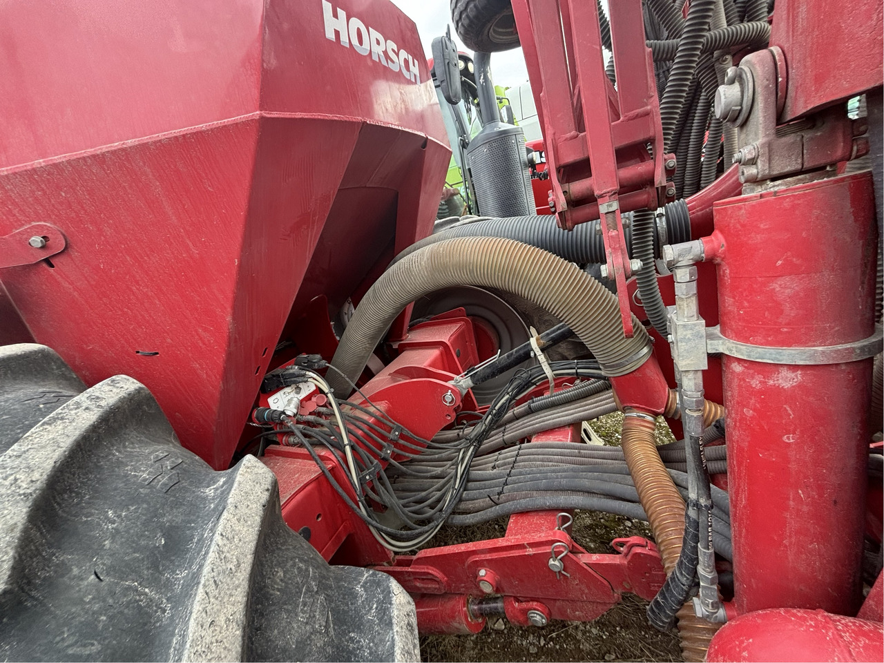 Horsch Maestro 18.50 SW - Semoir: photos 3 Horsch Maestro 18.50 SW - Semoir: photos 3