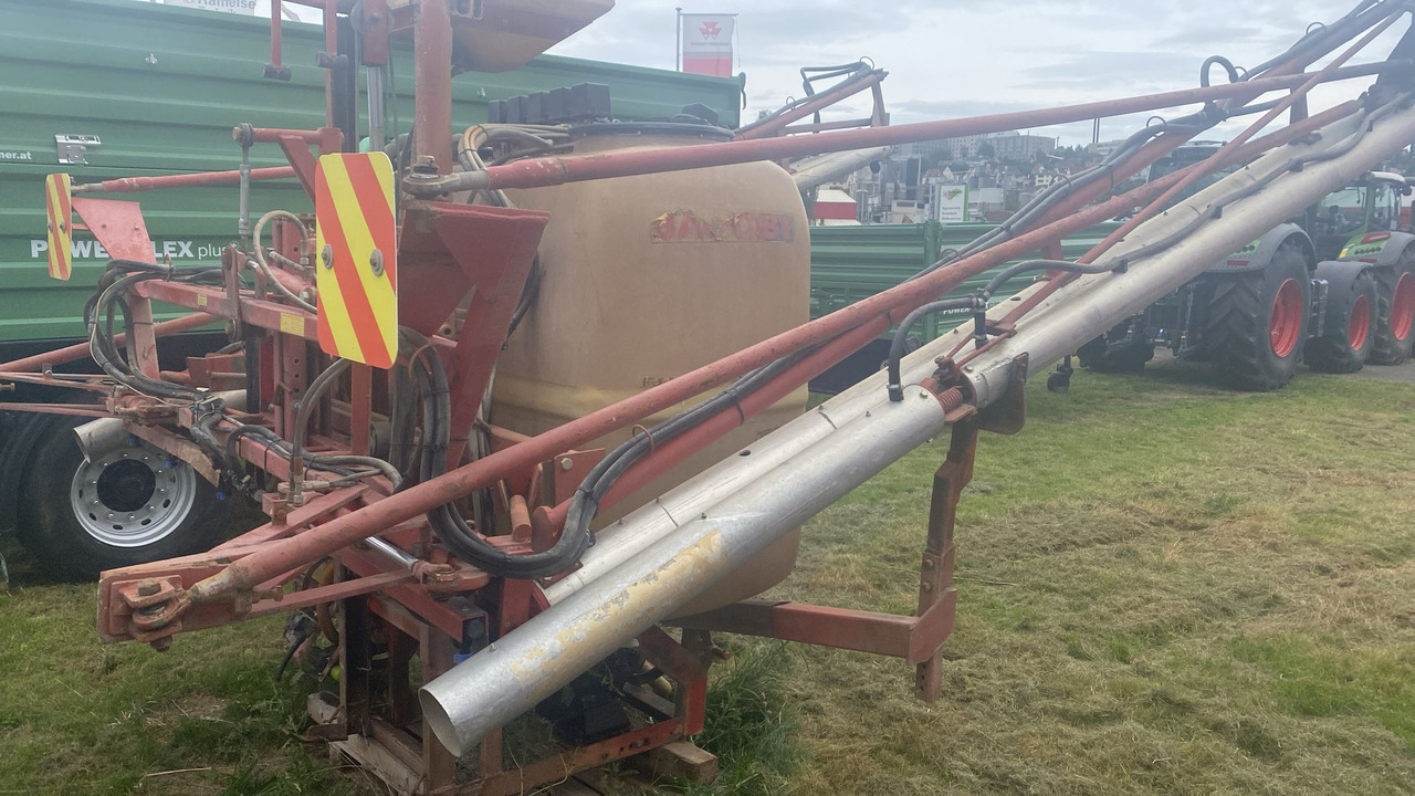 Jacoby Jacoby Eurosuper 1500l 20m - Pulvé porté: photos 5 Jacoby Jacoby Eurosuper 1500l 20m - Pulvé porté: photos 5