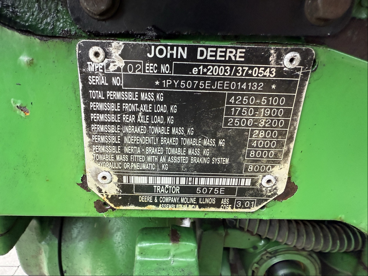 John Deere 5075E - Tracteur agricole: photos 2 John Deere 5075E - Tracteur agricole: photos 2