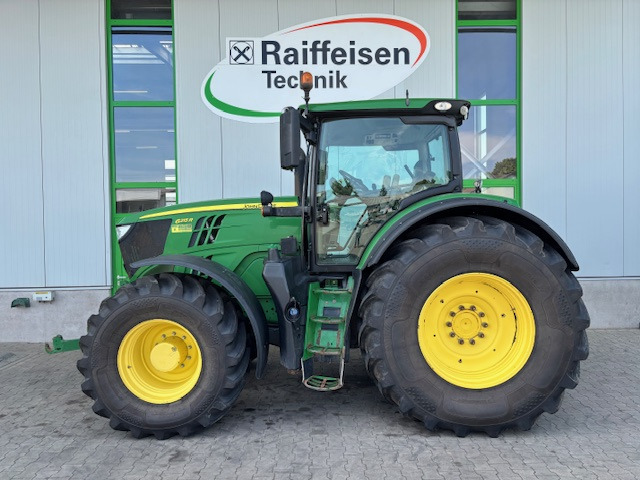 John Deere 6215 R - Tracteur agricole: photos 1 John Deere 6215 R - Tracteur agricole: photos 1