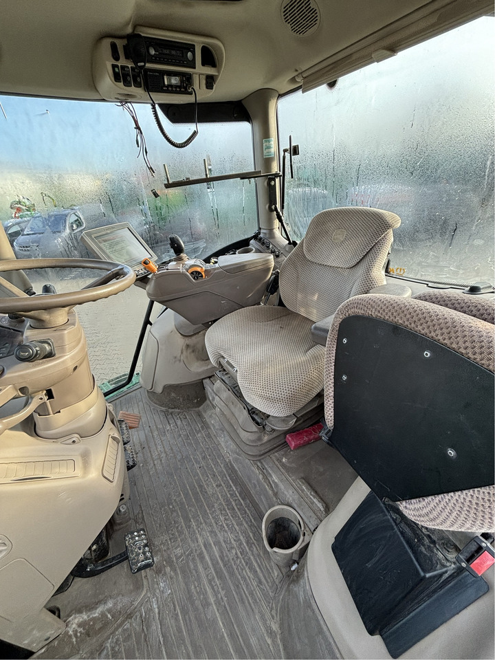 John Deere 6215R - Tracteur agricole: photos 4 John Deere 6215R - Tracteur agricole: photos 4