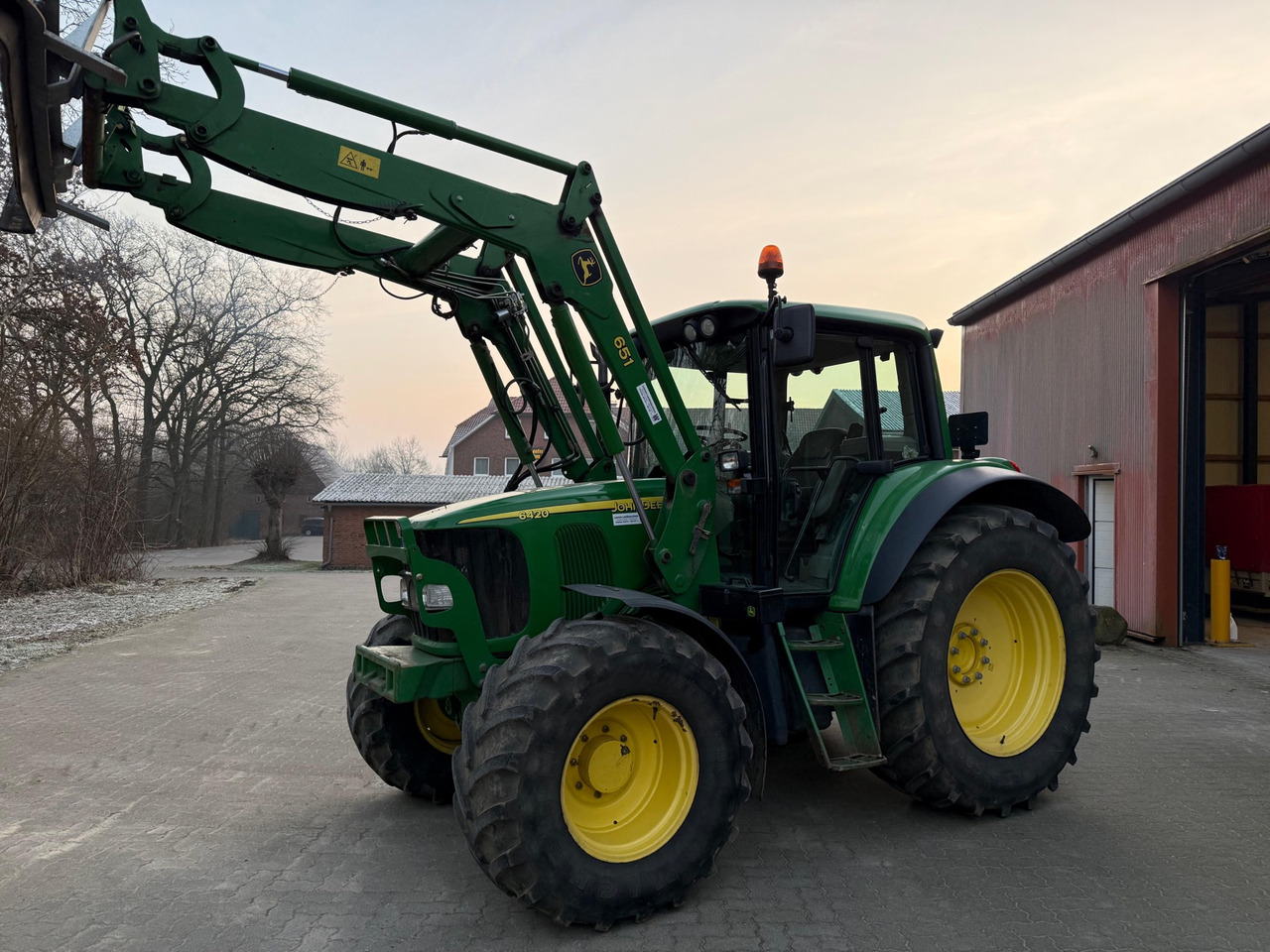 John Deere 6420 - Tracteur agricole: photos 1 John Deere 6420 - Tracteur agricole: photos 1
