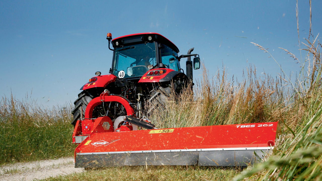 Kuhn TBES 262 - schwere Hammerschlé - Broyeur à axe horizontal: photos 1 Kuhn TBES 262 - schwere Hammerschlé - Broyeur à axe horizontal: photos 1