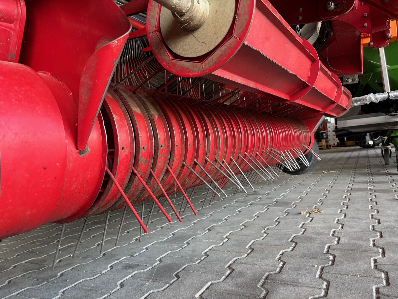 Lely RP 545 Press Wickelkombination - Matériel de fenaison: photos 5 Lely RP 545 Press Wickelkombination - Matériel de fenaison: photos 5