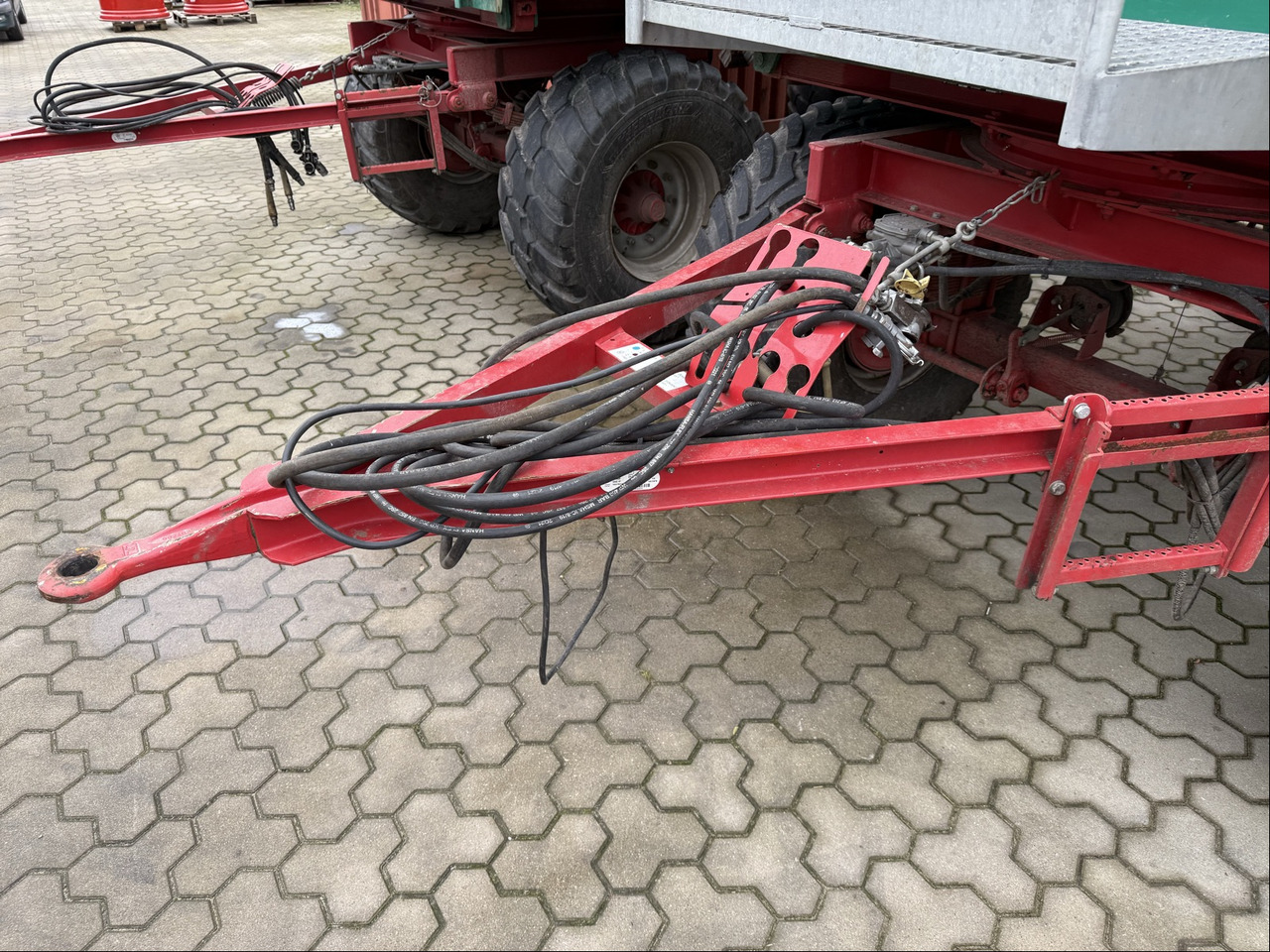 Lomma ZDK 1802 Dreiseitenkipper - Camion benne: photos 5 Lomma ZDK 1802 Dreiseitenkipper - Camion benne: photos 5