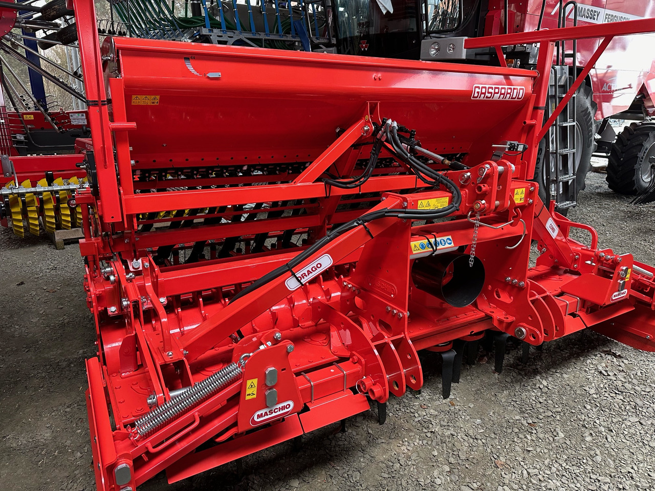 Maschio DC-Classic 3000 SCM DAMA 300 - Herse rotative: photos 2 Maschio DC-Classic 3000 SCM DAMA 300 - Herse rotative: photos 2