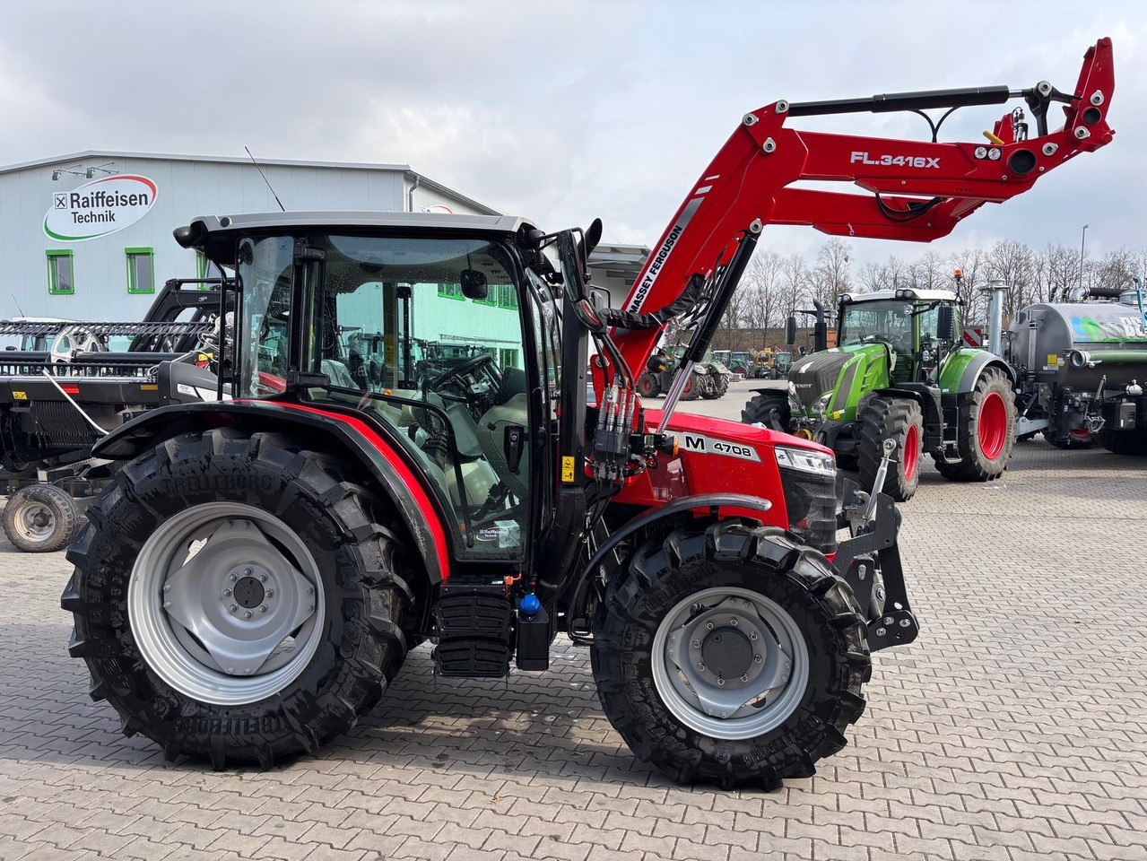 Massey Ferguson 4708 M Cab - Tracteur agricole: photos 5 Massey Ferguson 4708 M Cab - Tracteur agricole: photos 5