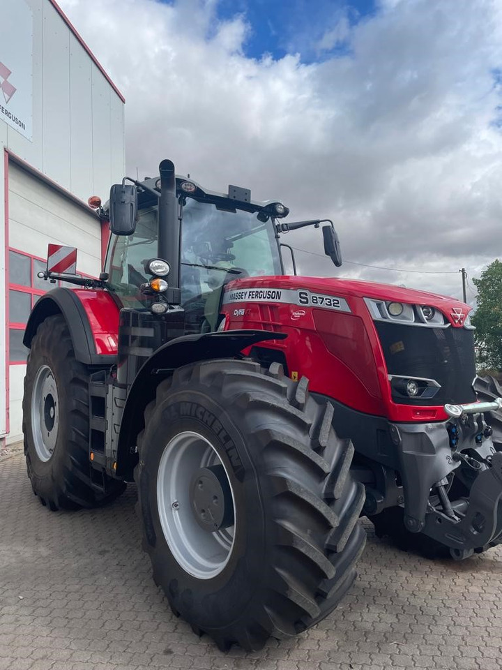 Crédit-bail Massey Ferguson 8732 Dyna-VT EXCLUSIVE Massey Ferguson 8732 Dyna-VT EXCLUSIVE: photos 9