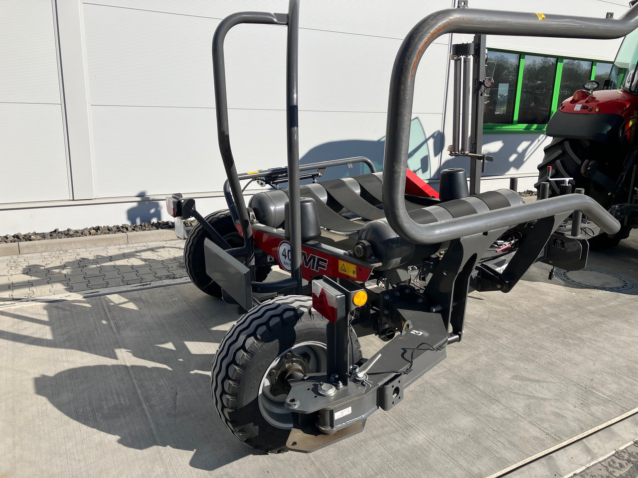 Massey Ferguson TW 130 - Matériel de fenaison: photos 2 Massey Ferguson TW 130 - Matériel de fenaison: photos 2