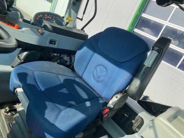 Tracteur agricole New Holland T6.155 AutoCommand: photos 7 Tracteur agricole New Holland T6.155 AutoCommand: photos 7