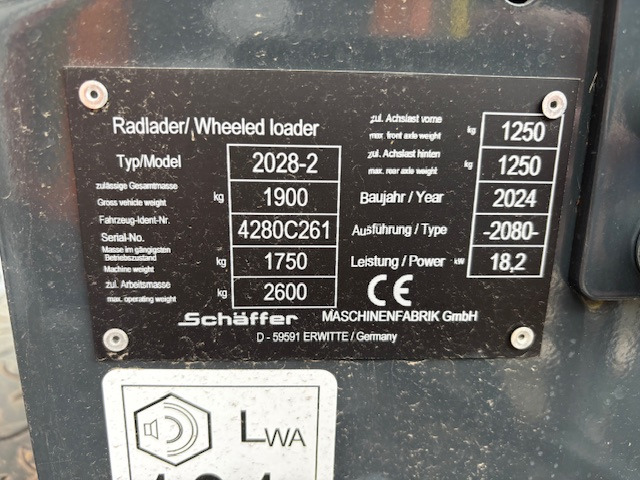 Schäffer Hoflader 2028-2 - Chargeuse sur pneus: photos 2 Schäffer Hoflader 2028-2 - Chargeuse sur pneus: photos 2