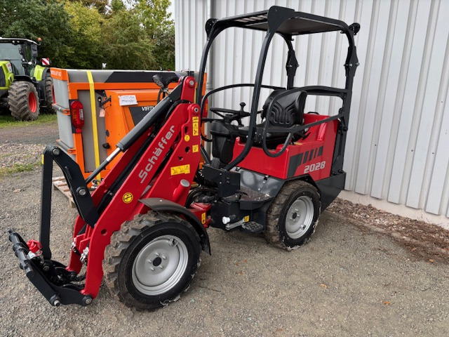 Schäffer Hoflader 2028-2 - Chargeuse sur pneus: photos 1 Schäffer Hoflader 2028-2 - Chargeuse sur pneus: photos 1