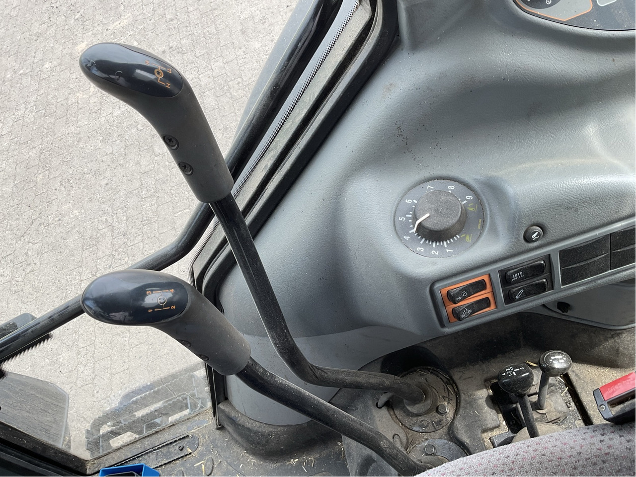 Valtra A 93 - Tracteur agricole: photos 4 Valtra A 93 - Tracteur agricole: photos 4