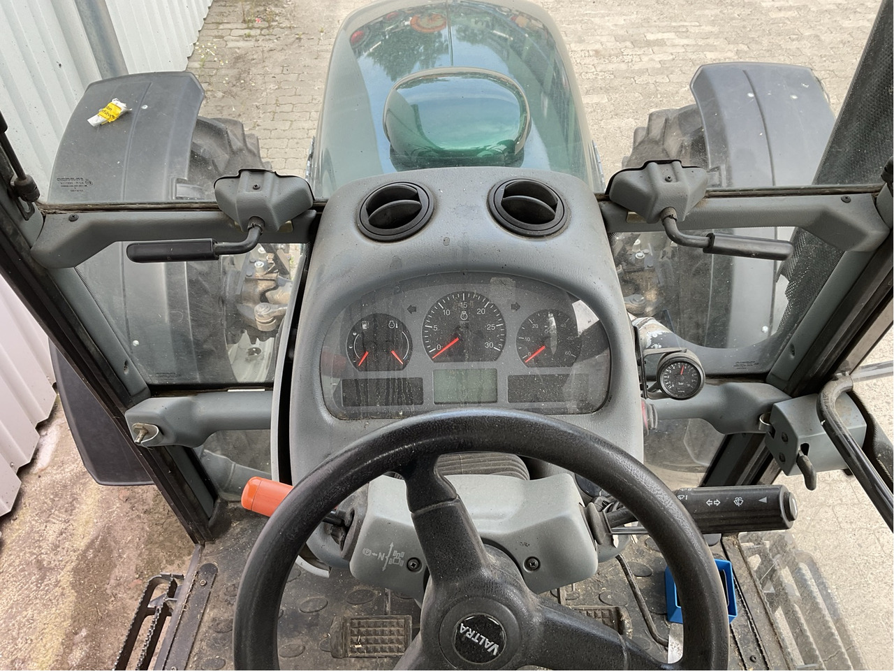 Valtra A 93 - Tracteur agricole: photos 3 Valtra A 93 - Tracteur agricole: photos 3