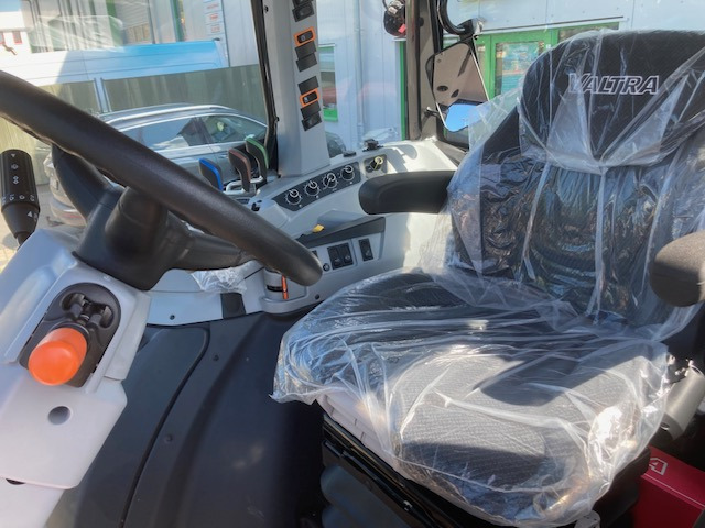Valtra A105 MH4 - Tracteur agricole: photos 2 Valtra A105 MH4 - Tracteur agricole: photos 2