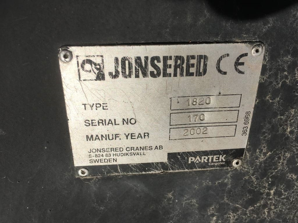 JONSERED 1820 - Grue auxiliaire pour Camion: photos 3 JONSERED 1820 - Grue auxiliaire pour Camion: photos 3
