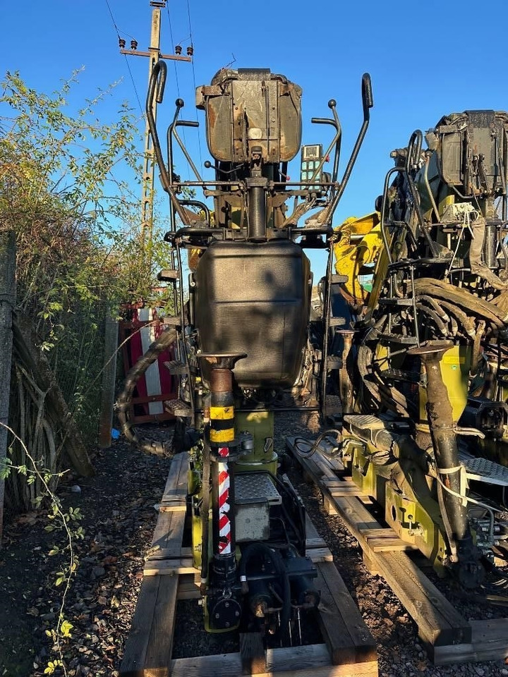 Loglift F150 Z80 - Grue auxiliaire: photos 2 Loglift F150 Z80 - Grue auxiliaire: photos 2