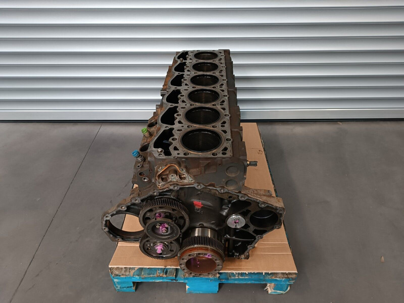 DAF 106 ENGINE BLOCK EURO 6 MX13 - Carter pour Camion: photos 2 DAF 106 ENGINE BLOCK EURO 6 MX13 - Carter pour Camion: photos 2