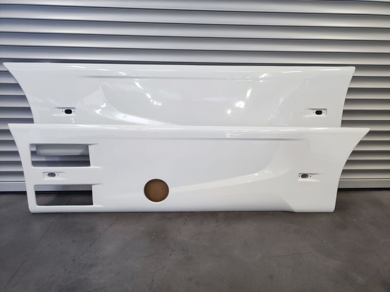 Iveco Stralis - Aérodynamique/ Spoilers pour Camion: photos 1 Iveco Stralis - Aérodynamique/ Spoilers pour Camion: photos 1