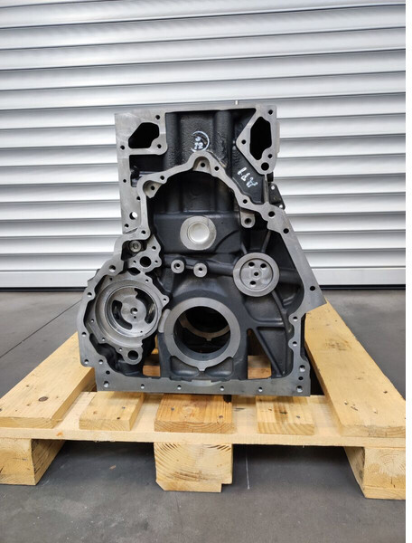 MAN D2676 Euro 6 - Carter pour Camion: photos 2 MAN D2676 Euro 6 - Carter pour Camion: photos 2