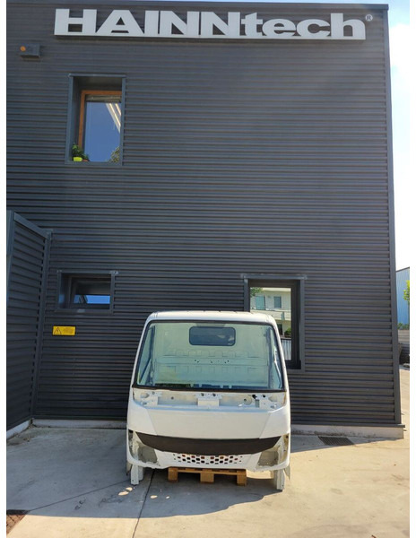 Mitsubishi Fuso RHD - S euro 6 - Cabine et intérieur pour Camion: photos 1 Mitsubishi Fuso RHD - S euro 6 - Cabine et intérieur pour Camion: photos 1