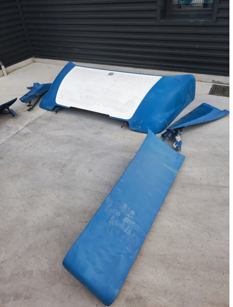 Scania CR14 CAB - Aérodynamique/ Spoilers pour Camion: photos 1 Scania CR14 CAB - Aérodynamique/ Spoilers pour Camion: photos 1