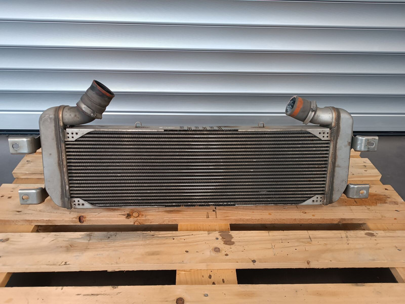 Scania R Series, G Series, P Series - Intercooler pour Camion: photos 1 Scania R Series, G Series, P Series - Intercooler pour Camion: photos 1