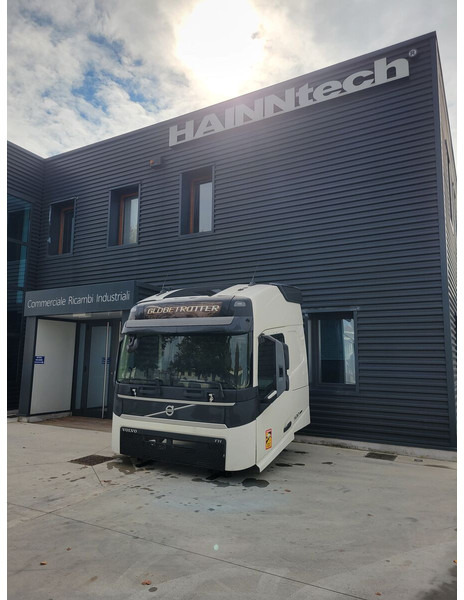 Volvo Globetrotter - Cabine et intérieur pour Camion: photos 1 Volvo Globetrotter - Cabine et intérieur pour Camion: photos 1