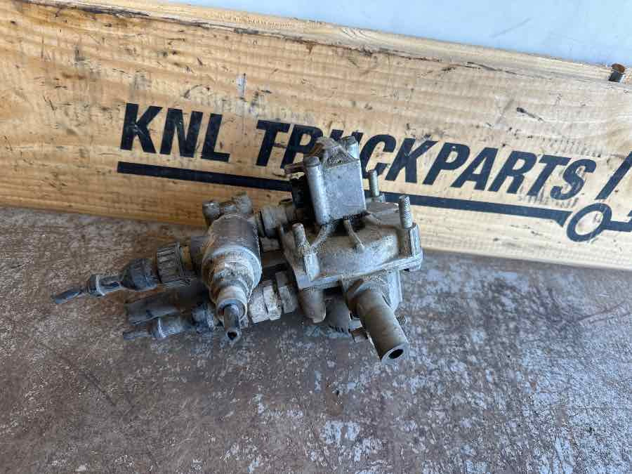 EKERI WABCO ABS VALVE 4802070010 - Valve pour Remorque: photos 1 EKERI WABCO ABS VALVE 4802070010 - Valve pour Remorque: photos 1