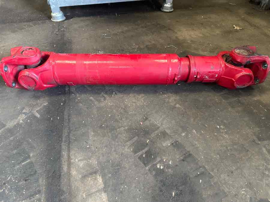 MAN PROPSHAFT 81.39143-6124 - Arbre à cardan pour Camion: photos 1 MAN PROPSHAFT 81.39143-6124 - Arbre à cardan pour Camion: photos 1
