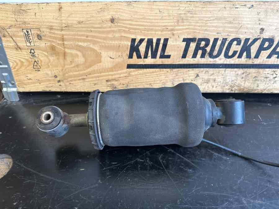 MAN SUSPENSION 81.41722-6082 - Suspension pour Camion: photos 1 MAN SUSPENSION 81.41722-6082 - Suspension pour Camion: photos 1