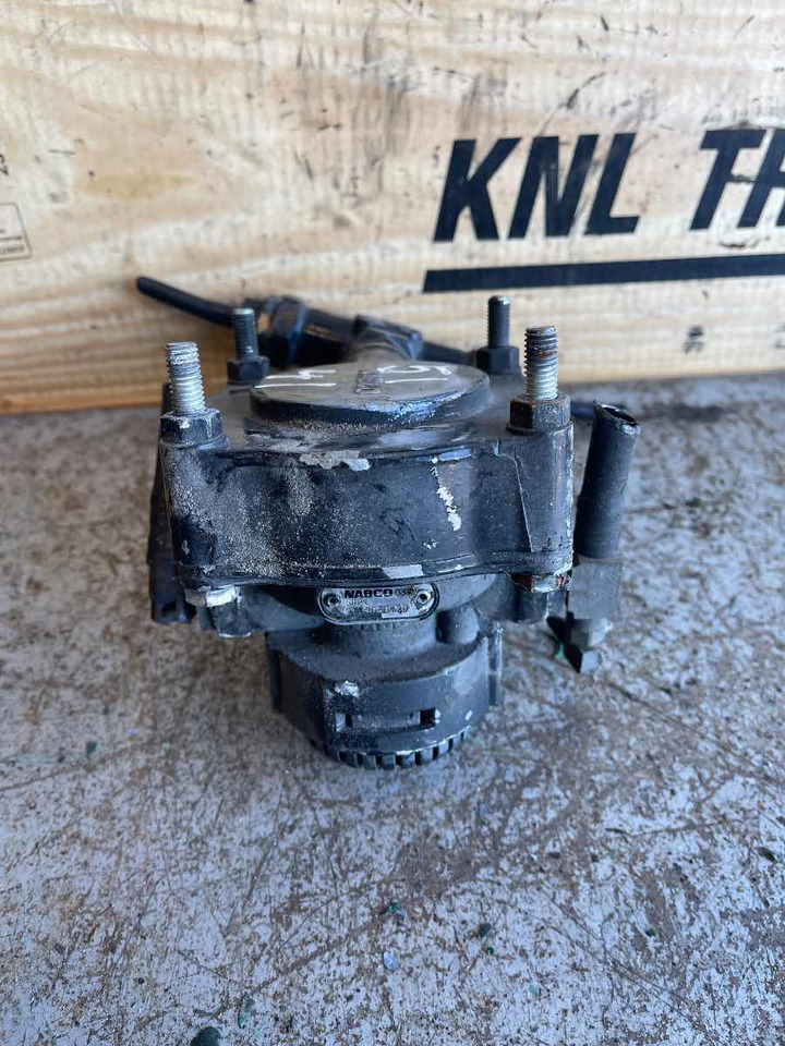 MAN VALVE 81.52116-6068 - Valve de frein pour Camion: photos 1 MAN VALVE 81.52116-6068 - Valve de frein pour Camion: photos 1