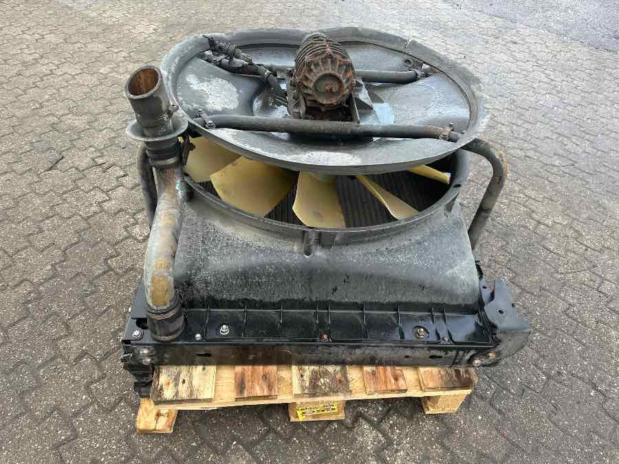 MERCEDES COMPLETE COOLER A6295000300 - Système de refroidissement pour Bus: photos 1 MERCEDES COMPLETE COOLER A6295000300 - Système de refroidissement pour Bus: photos 1