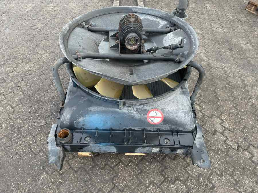 MERCEDES COMPLETE COOLER A6295000300 - Système de refroidissement pour Bus: photos 3 MERCEDES COMPLETE COOLER A6295000300 - Système de refroidissement pour Bus: photos 3