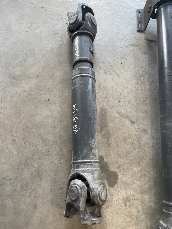 MERCEDES PROPSHAFT A6594106702 - Arbre à cardan pour Camion: photos 1 MERCEDES PROPSHAFT A6594106702 - Arbre à cardan pour Camion: photos 1