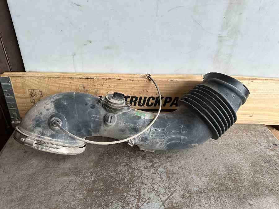 SCANIA AIR INTAKE 2202880 - Tuyau d'admission d'air pour Camion: photos 1 SCANIA AIR INTAKE 2202880 - Tuyau d'admission d'air pour Camion: photos 1