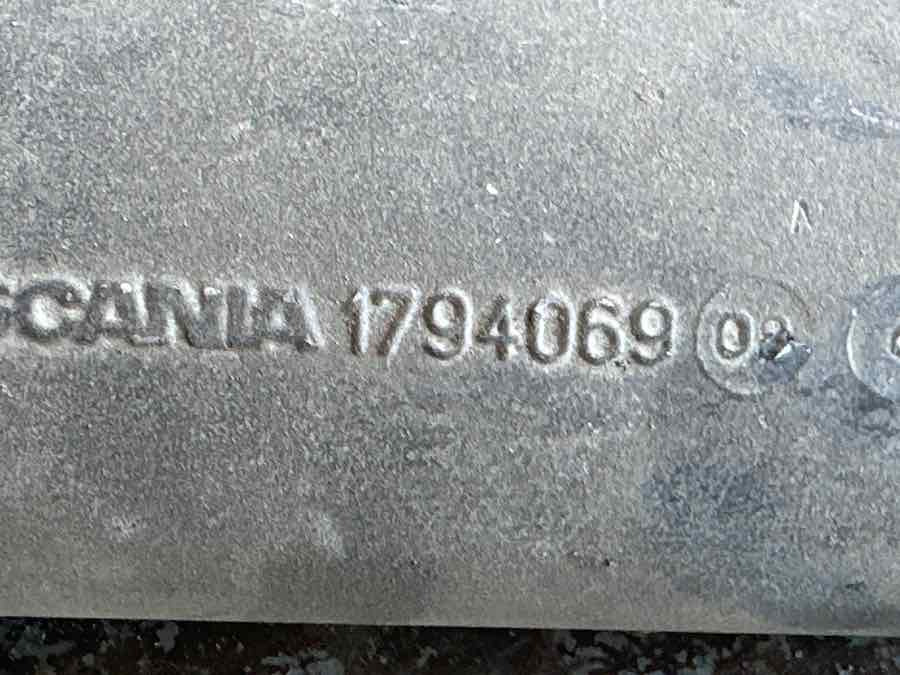 SCANIA AIR PIPE 1794069 - Tuyau d'admission d'air pour Camion: photos 3 SCANIA AIR PIPE 1794069 - Tuyau d'admission d'air pour Camion: photos 3