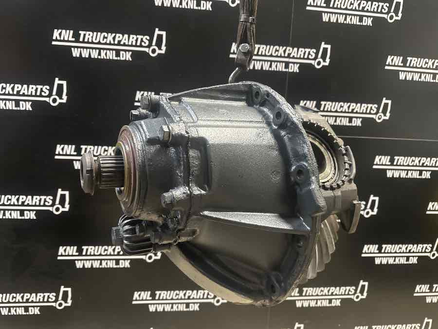 SCANIA DIFF R885 - 3.23 // 2300436 - Différentiel pour Camion: photos 1 SCANIA DIFF R885 - 3.23 // 2300436 - Différentiel pour Camion: photos 1
